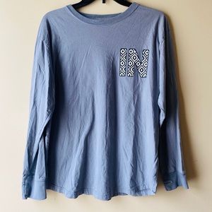 Long sleeve grey tee with thumb holes